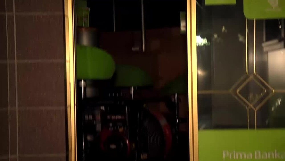 [multi] Poziar v banke 11048