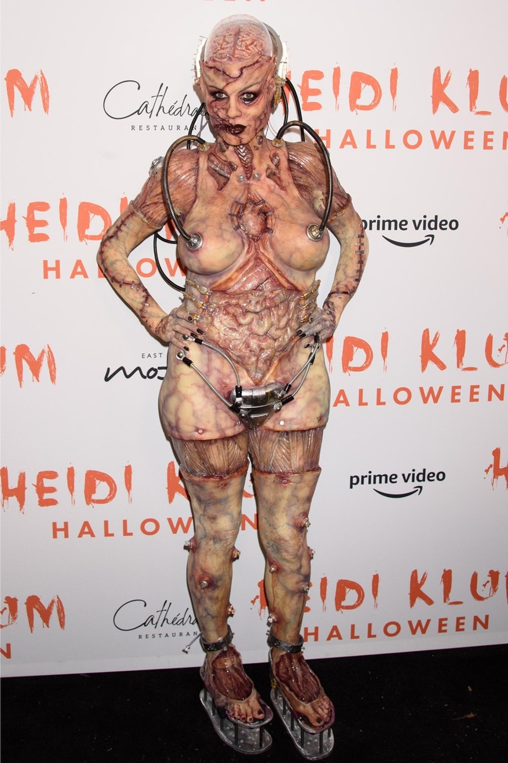 Poriadne desivý kostým Heidi Klum