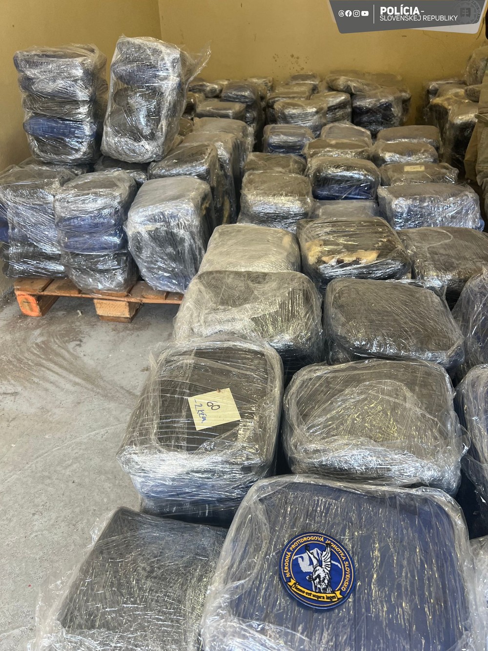 Zásielka pervitínu