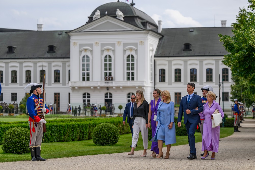 20241406_prezidentka_rozlucka_05050676