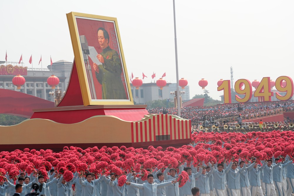Čína si veľkou vojenskou prehliadkou pripomenula 70. výročie svojho vzniku