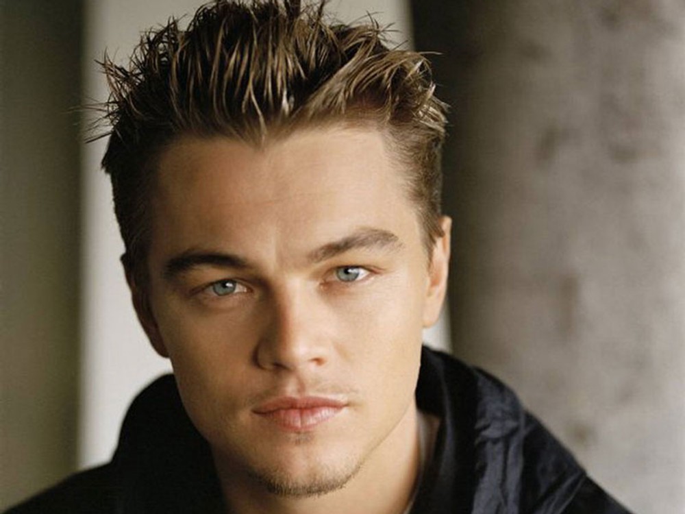 Leonardo Di Caprio účes