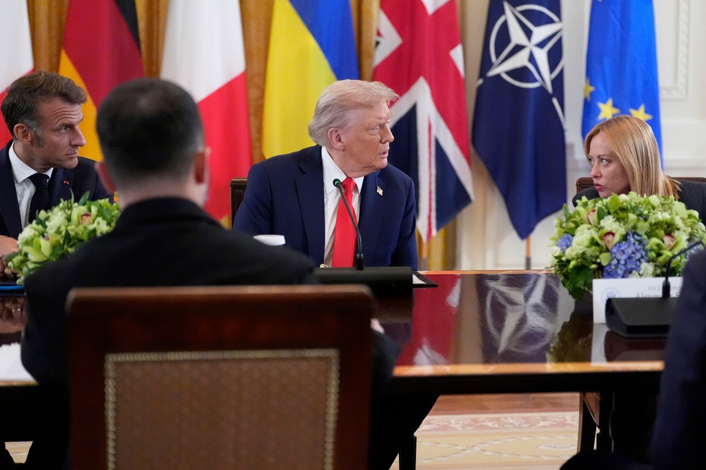 Rokovanie Trumpa a Zelenského s európskymi lídrami 