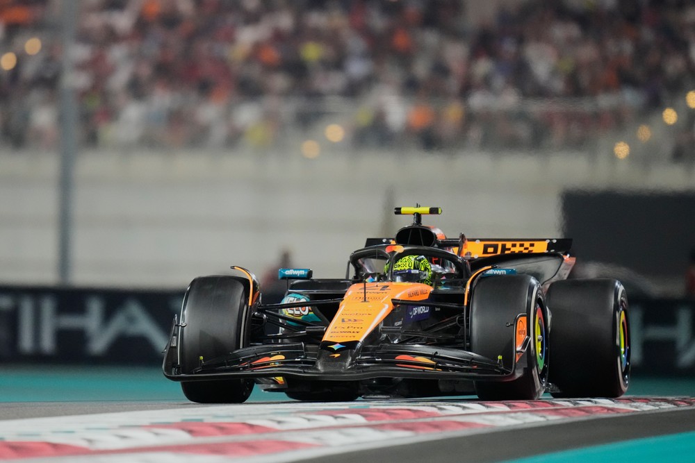 Abu_Dhabi_F1_GP_Auto_Racing_27099
