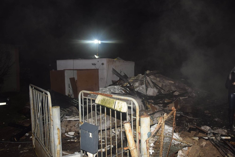 Obcou otriasol v nočných hodinách výbuch domu