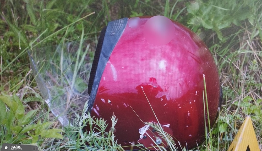 Tragická zrážka vlaku s motoyklom v Rakovej (2)