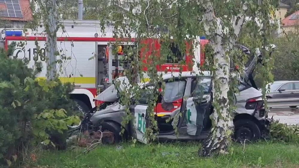 [multi] nehoda pri patronke 11740