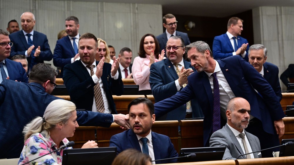 Rokovanie parlamentu 2025