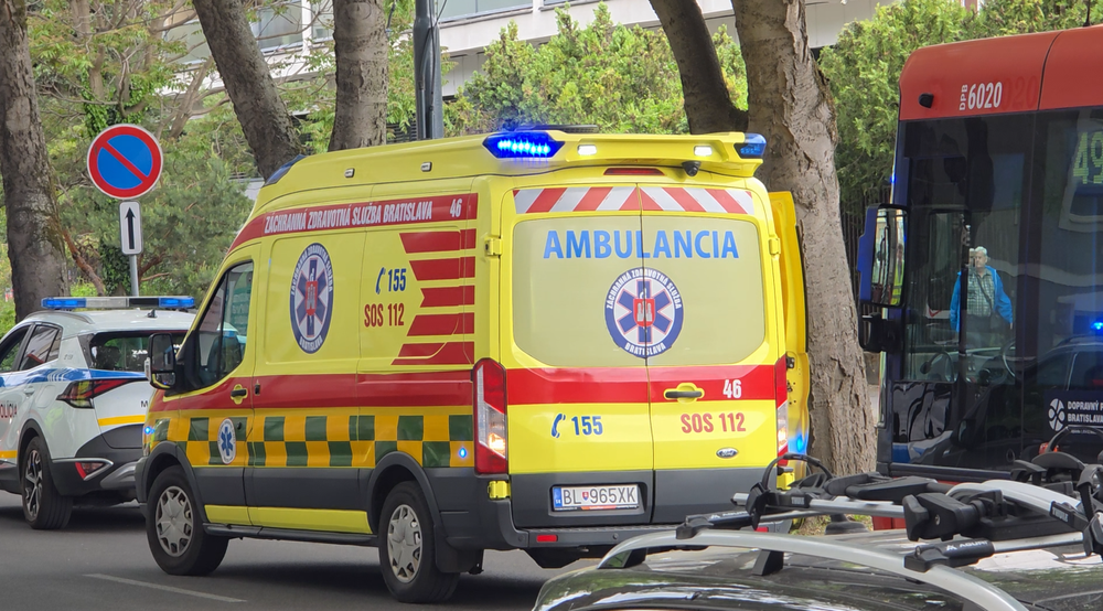 Nehoda na Miletičovej ulici v Bratislave
