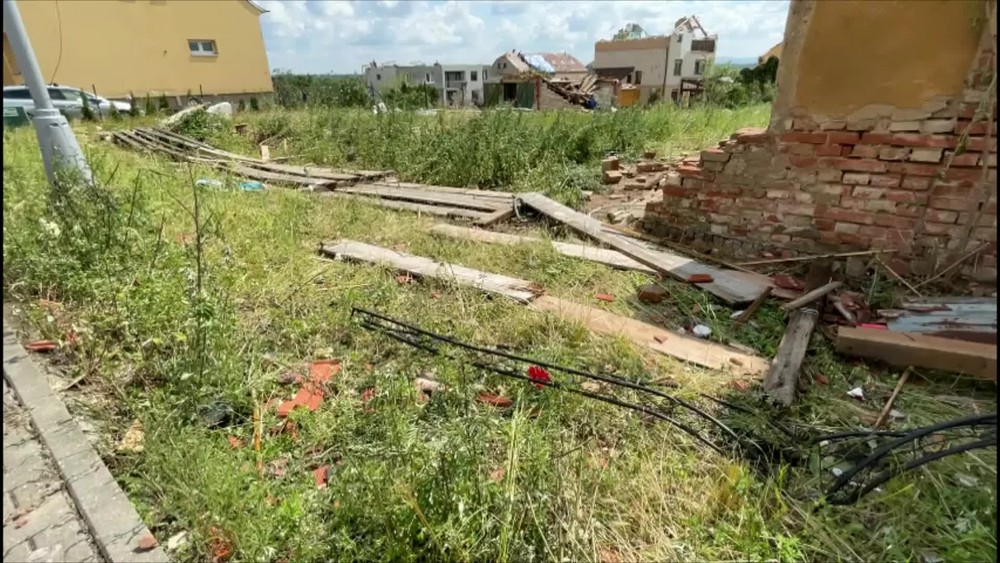 Zábery následkov tornáda v Česku