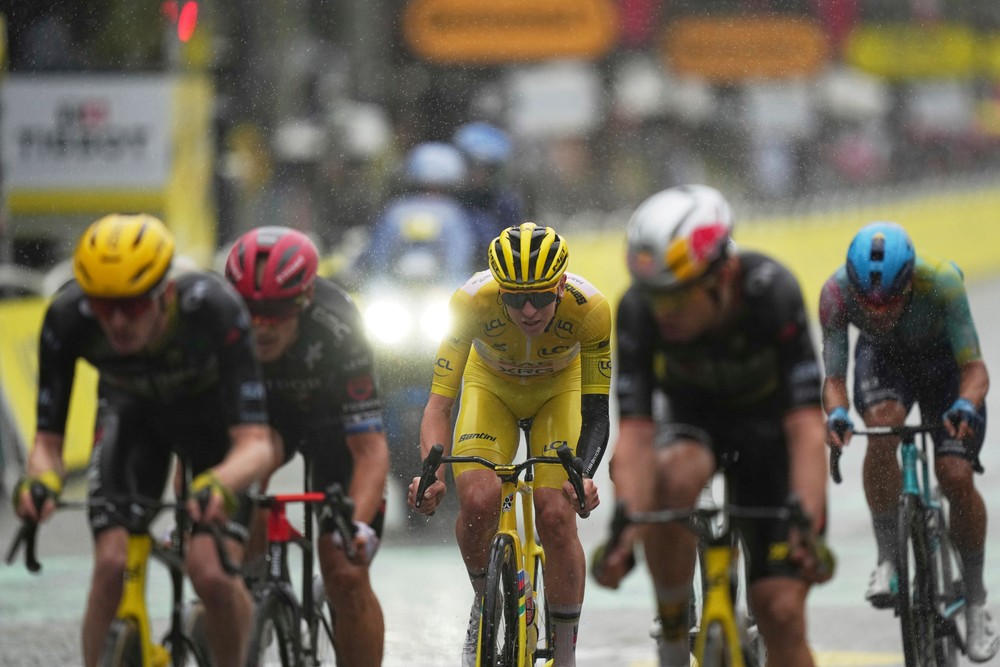 Cycling_Tour_de_France553897