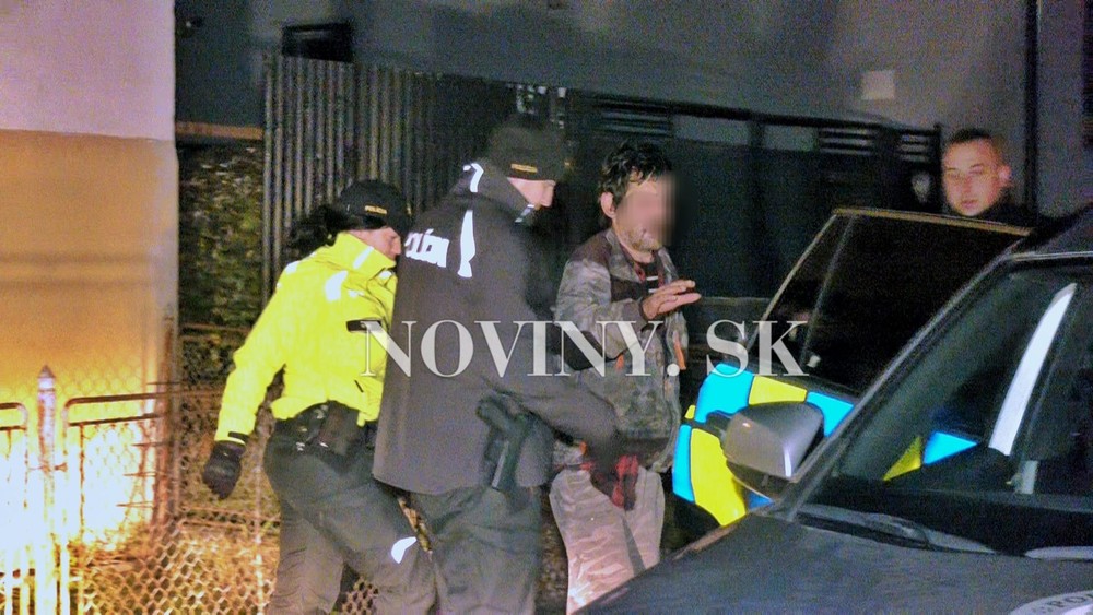 Spolubývajúci bodol muža do krku harpúnou 1