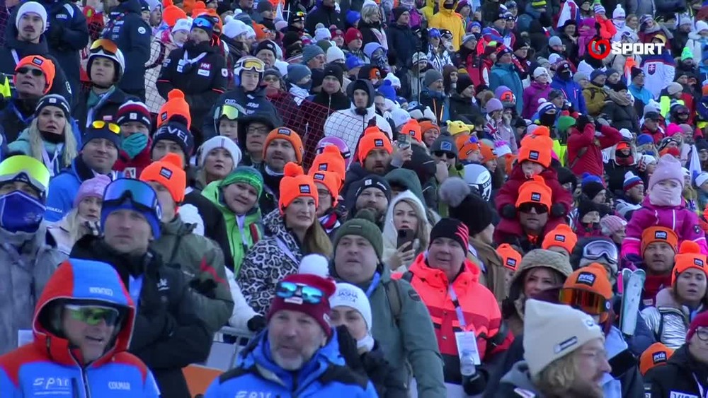 [multi] Petra Vlhová pád 8598