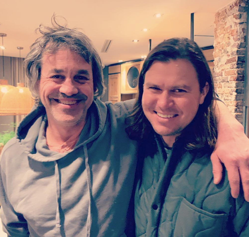 Nicholas Brendon (vlavo)