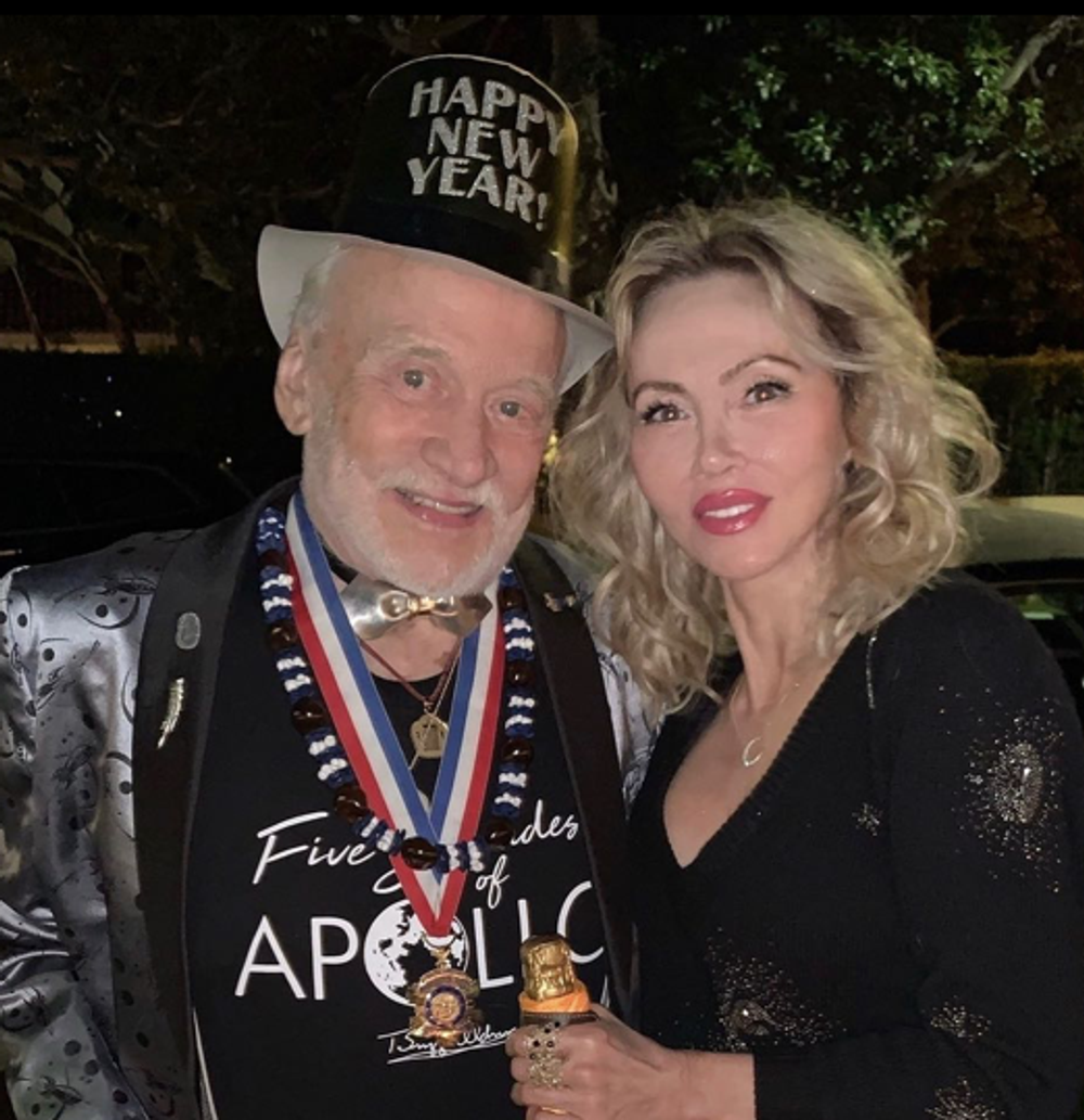 Eugene "Buzz" Aldrin a Anca Faur