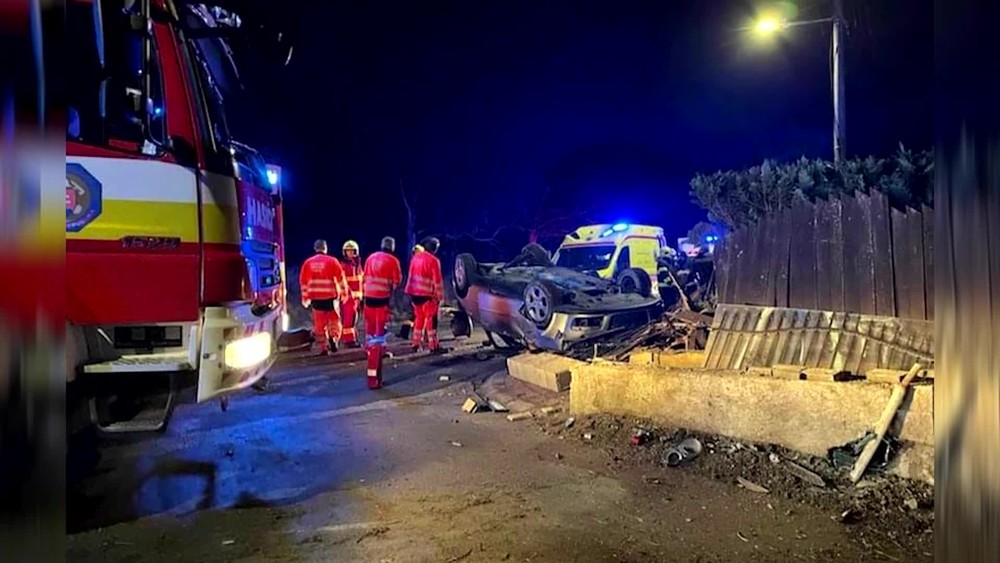 [multi] auto vo dvore 5866