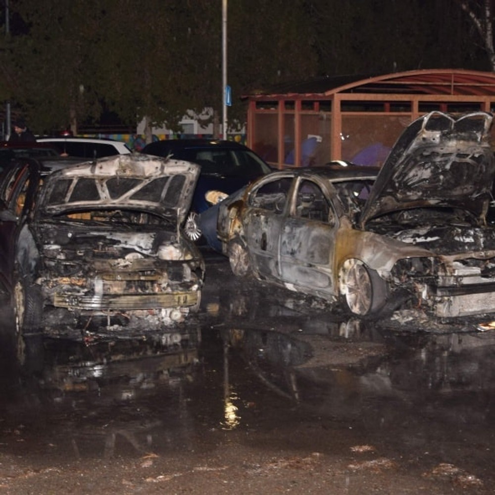 podpalene auta dunajska streda