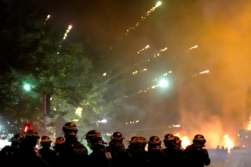 France_Police_Shooting471533969386