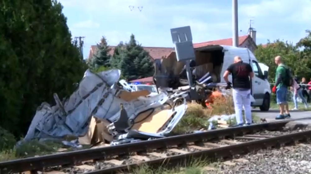 Nehoda vlak dodávka 1 