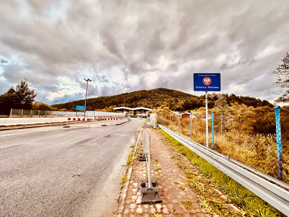 hranica hranicny priechod il  (1)