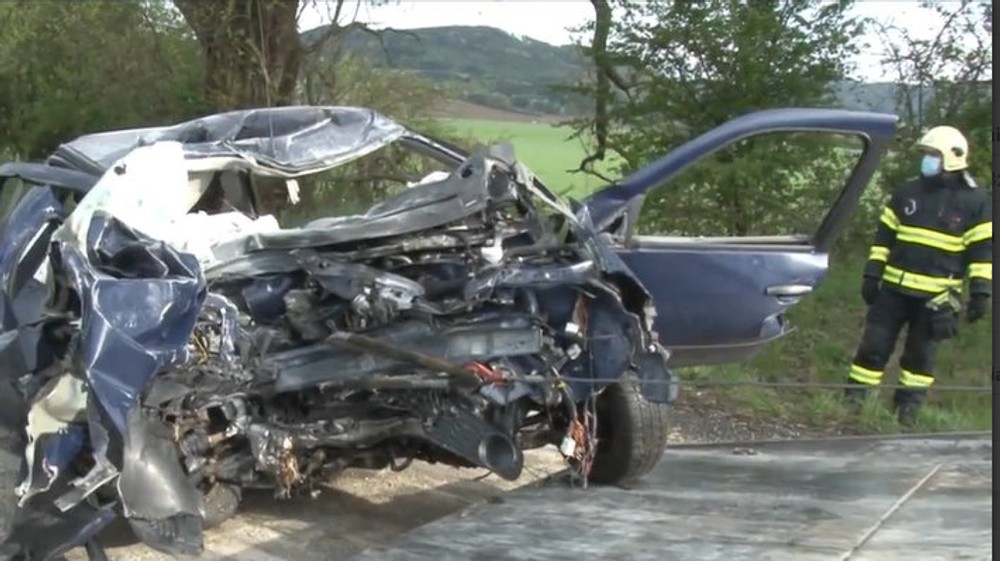 Smrteľný náraz do stromu