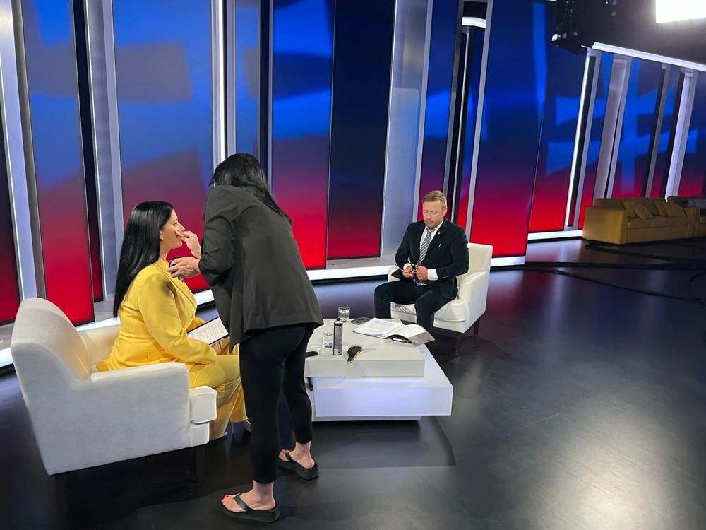 Politika 24 - Peter Kotlár 10