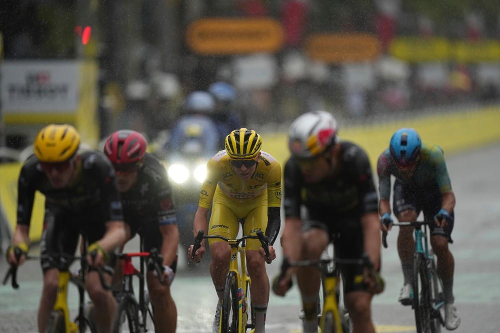 Cycling_Tour_de_France553895