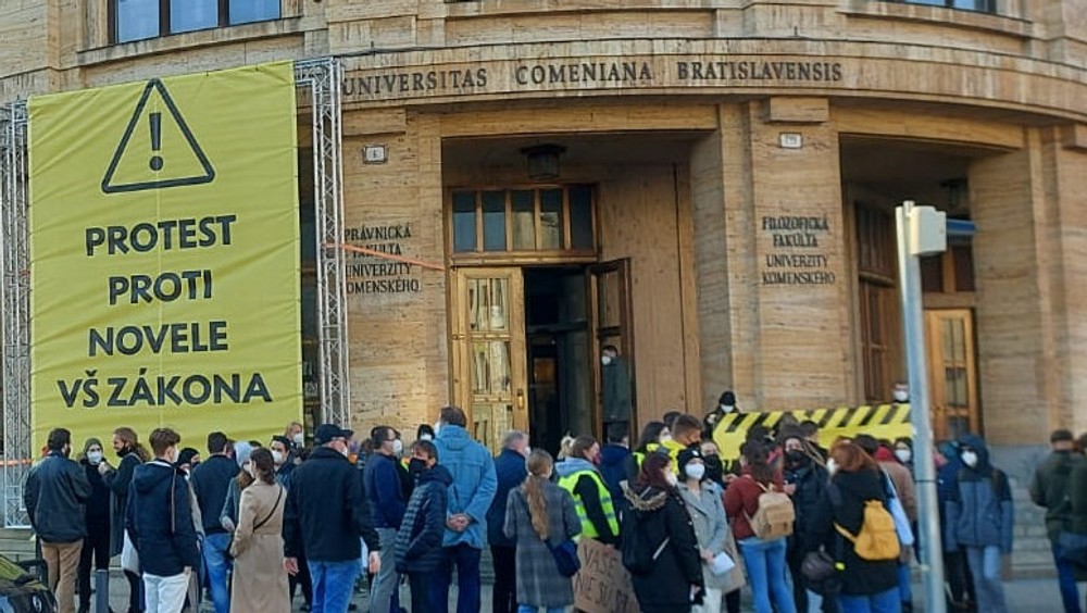 Protest novela VŠ 2