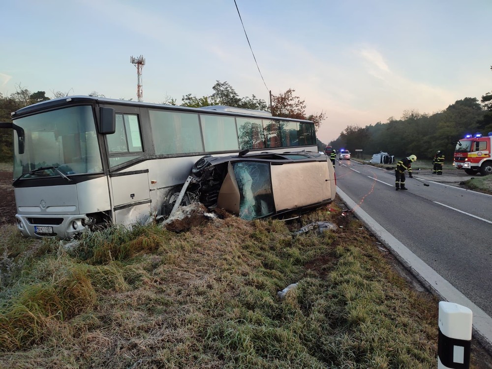 Nehoda medzi Lozornom a Plaveckým Štvrtkom