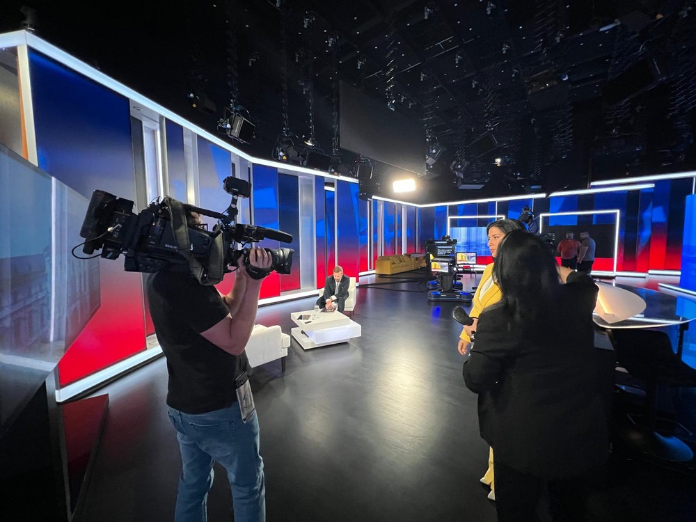 Politika 24 - Peter Kotlár 12