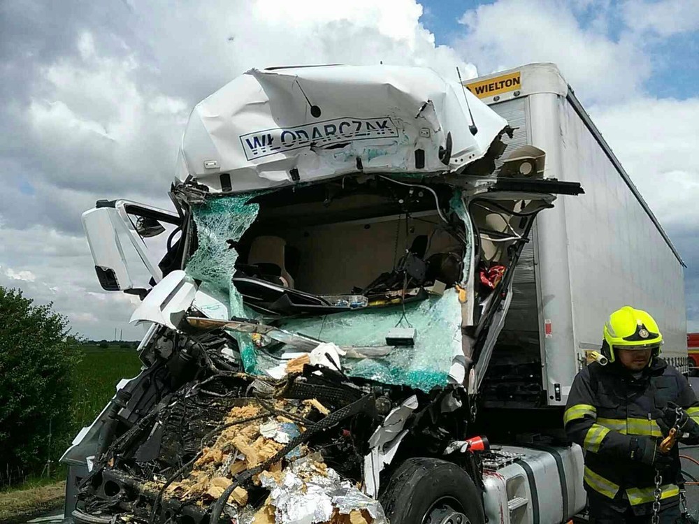 Zrážka kamiónov