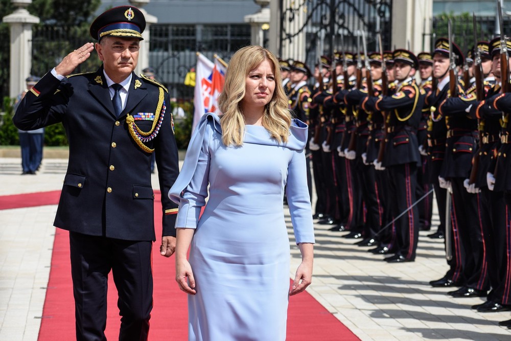 Zuzana Čaputová sa predstavila čestnej stráži 