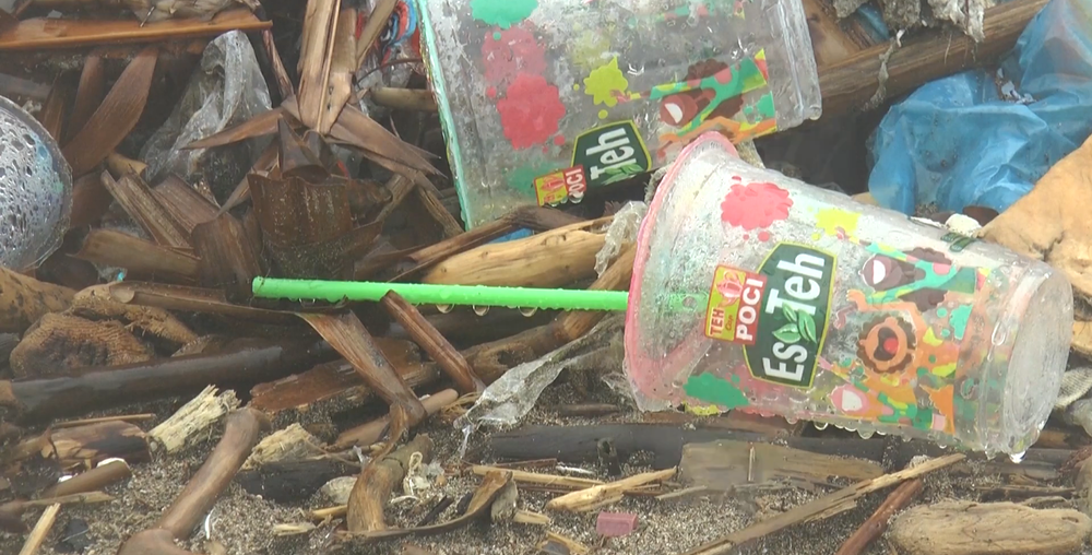 plastovy odpad il plast