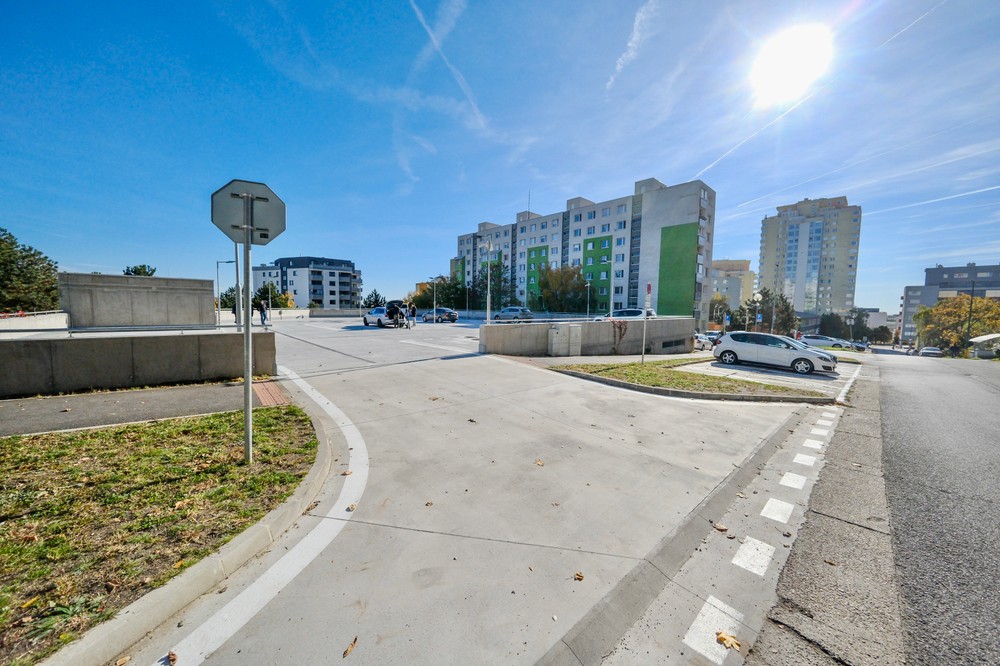 20251029_101804000_iOS