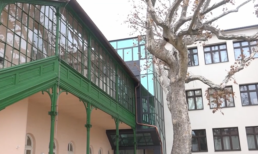 nova kniznica v presove 