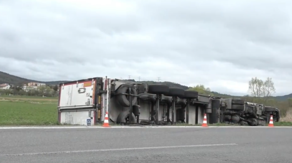 Screenshot 2023-04-17 130854