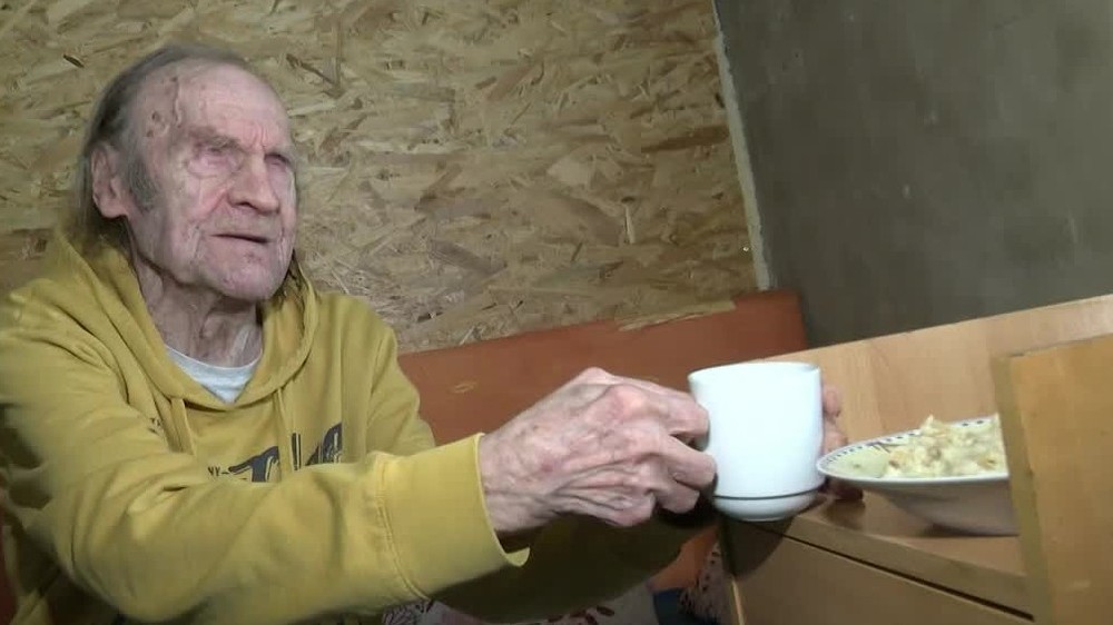 [multi] Ocenený_chlapec 3937 (cropped)