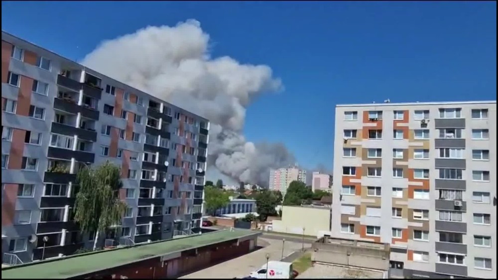 [multi] Požiar Bratislava full 503