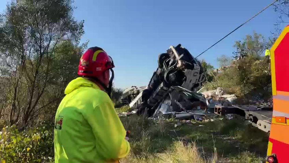 [multi] prevratený kamion 4449