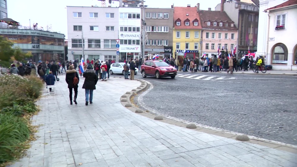 [multi] N12 po protestoch Vstup 1506