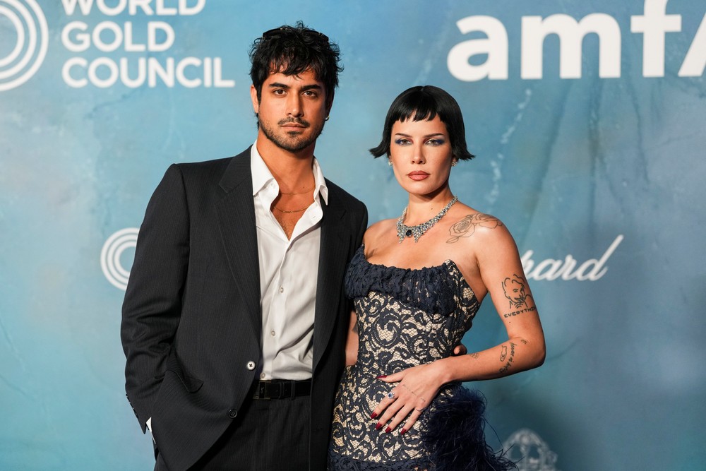 Italy_Venice_Film_Festival_amfAR_Arrivals_73757