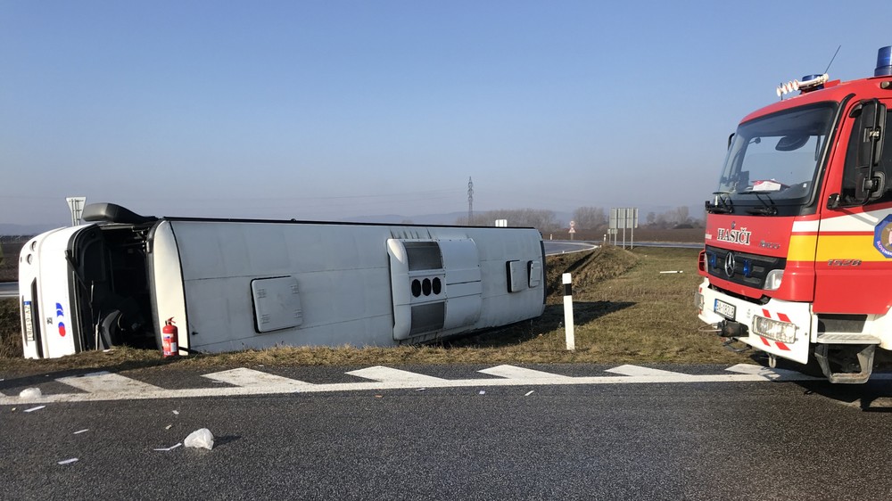 Nehoda autobusu Tornaľa 