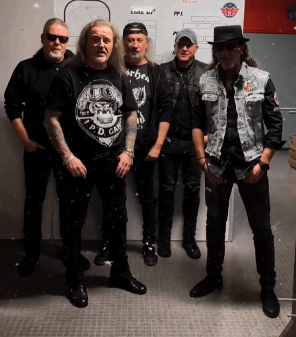 Pepa Vojtek a Kabát