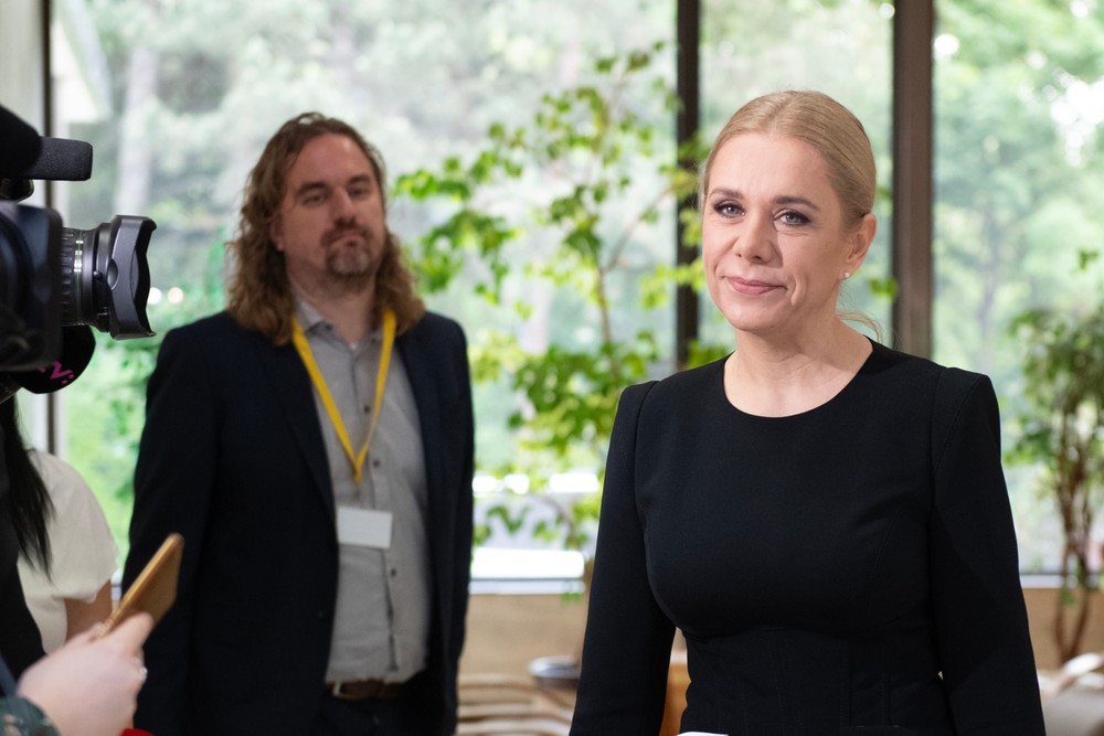 202405_2_vlada3039370