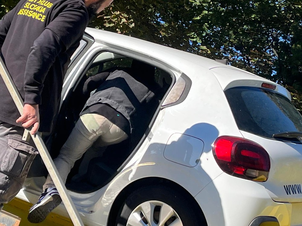 policia simulator prevratenia vozidla (3)