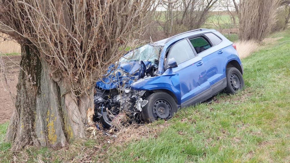 Tragická nehoda v Trnavskom kraji, vodič bol na mieste mŕtvy 