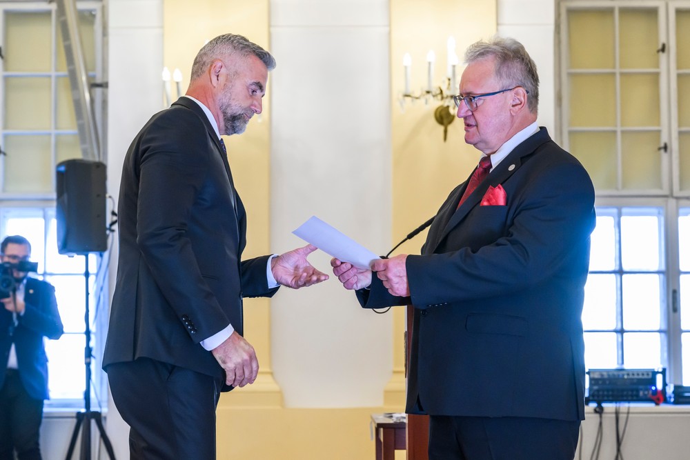 20230910_nrsr_poslanci_04990690