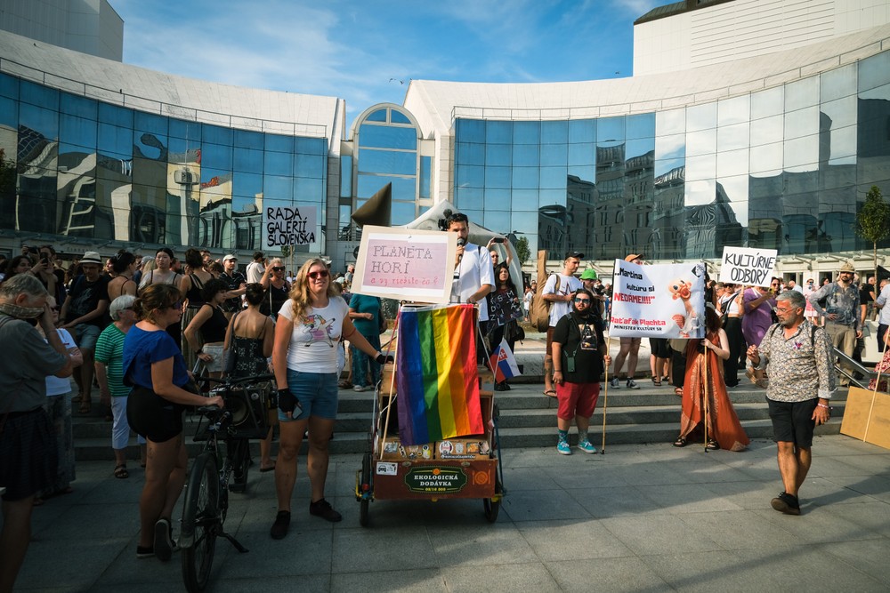 protesty pred snd (18)