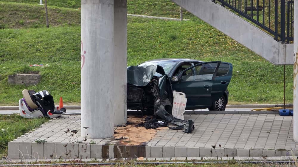 Nehoda na Karlovenskej ulici 2