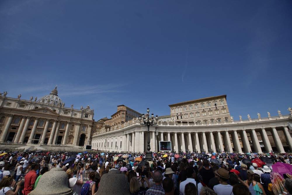 Pápež František káže vo Vatikáne